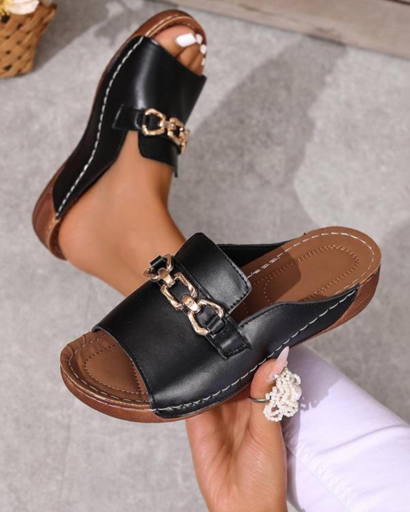 ChicChain⢠Women's Chain Platform Sandals