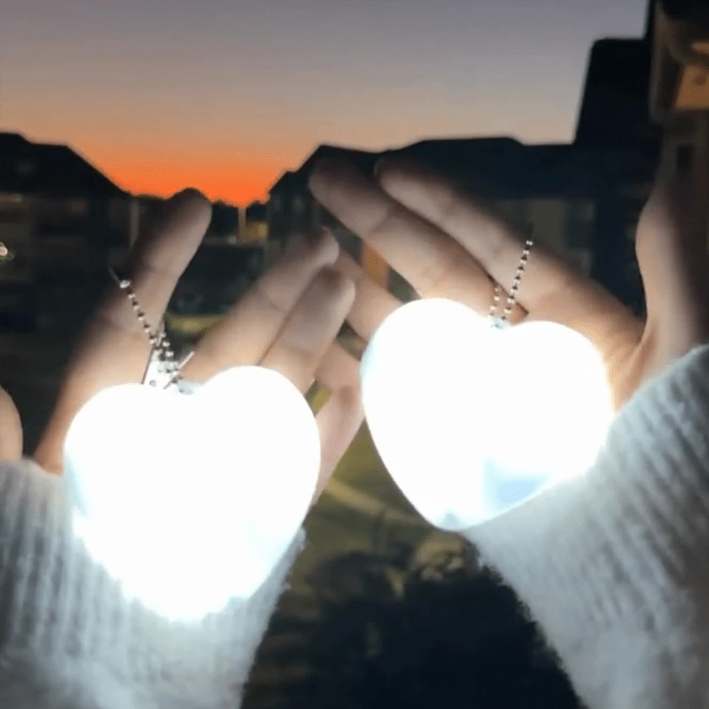 1 + 1 Free | CozyLight Glow Heart Lamp - VERRANOO