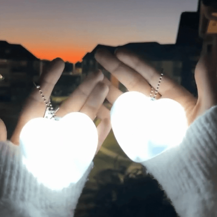 1 + 1 Free | CozyLight Glow Heart Lamp - VERRANOO