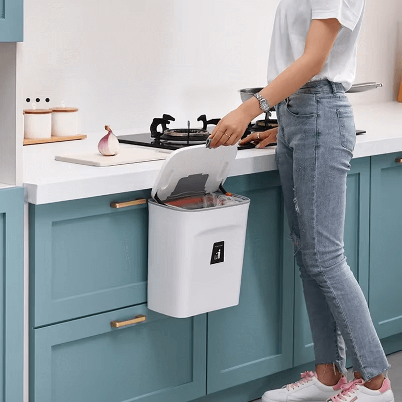 TidyPlace Folding Trash Can with Lid