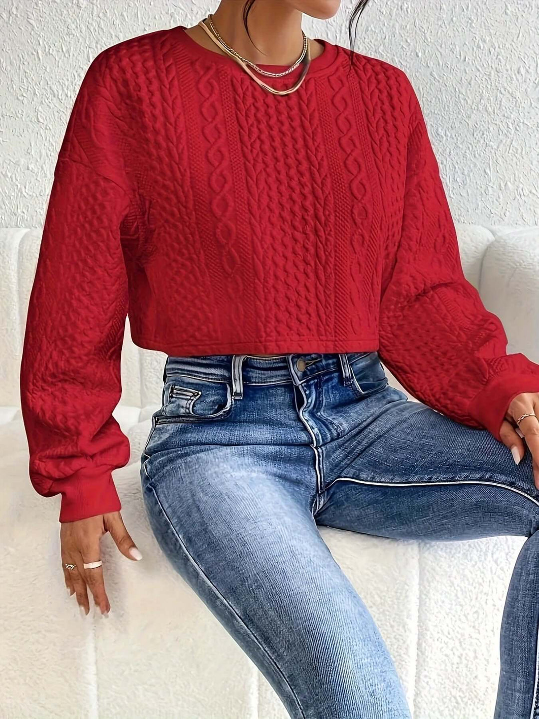 Free Shipping! I Solid Round Neck Short Sweater