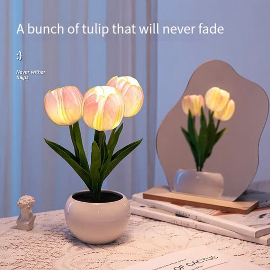 BloomGlow™ Tulip Table Lamp