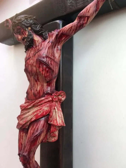 GracefulLiving™ Handmade Realistic Crucifix Christ - VERRANOO