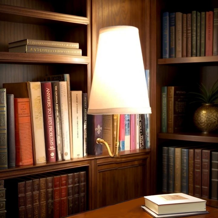 LuminaLit Classic Literature Lamp - VERRANOO