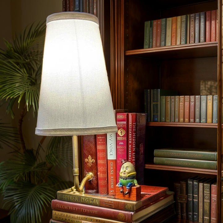 LuminaLit Classic Literature Lamp - VERRANOO