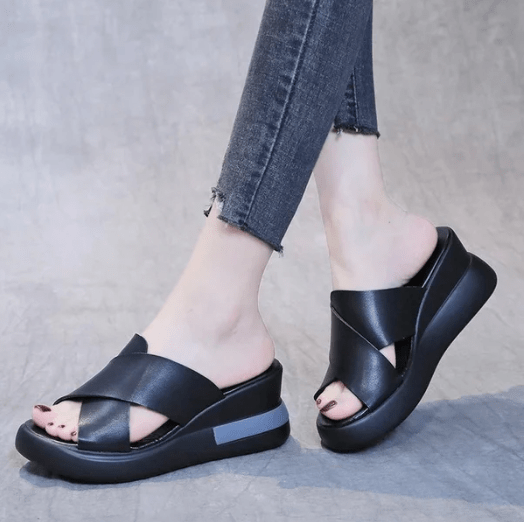 OrthoChic™ Fashion Orthopedic Sandals - VERRANOO