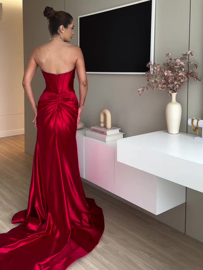 verranoo - strapless slit red evening dress red - VERRANOO