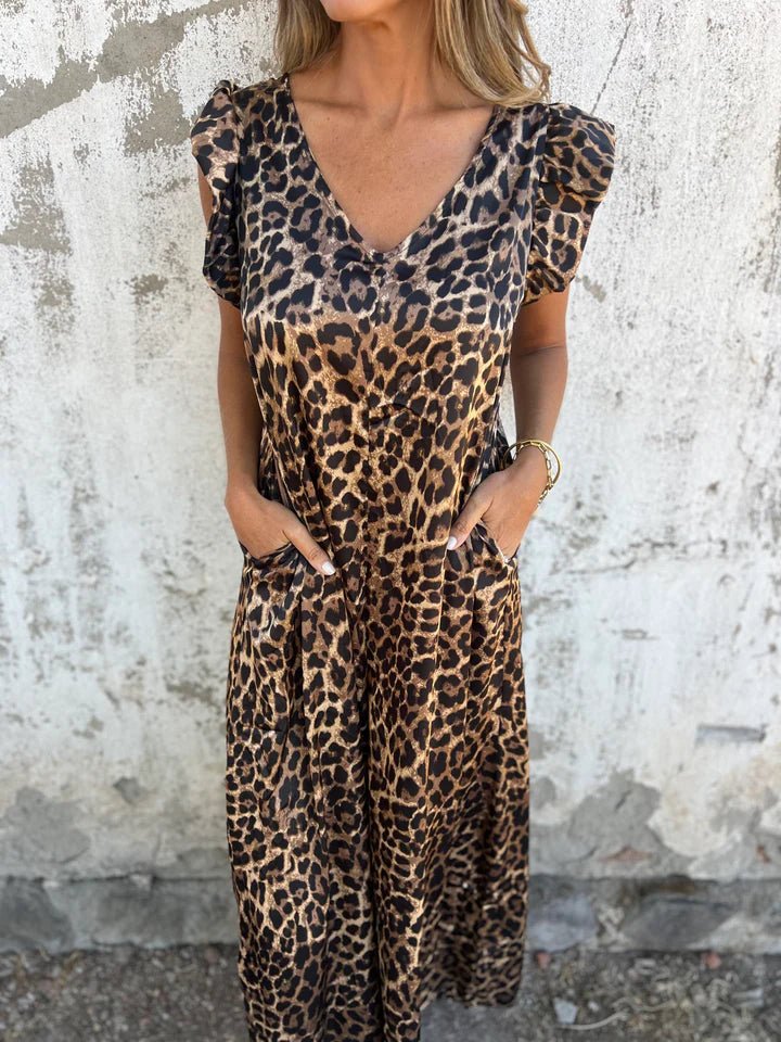 WildFemme Leopard V - Neck Jumpsuit - VERRANOO