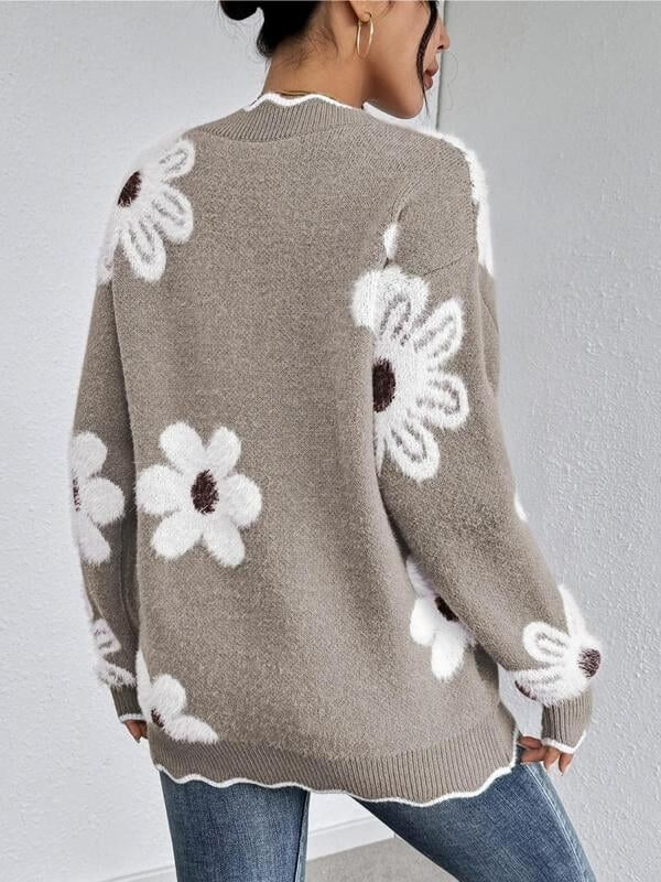 Women's Floral Pattern Scallop Trim Sweater - VERRANOO